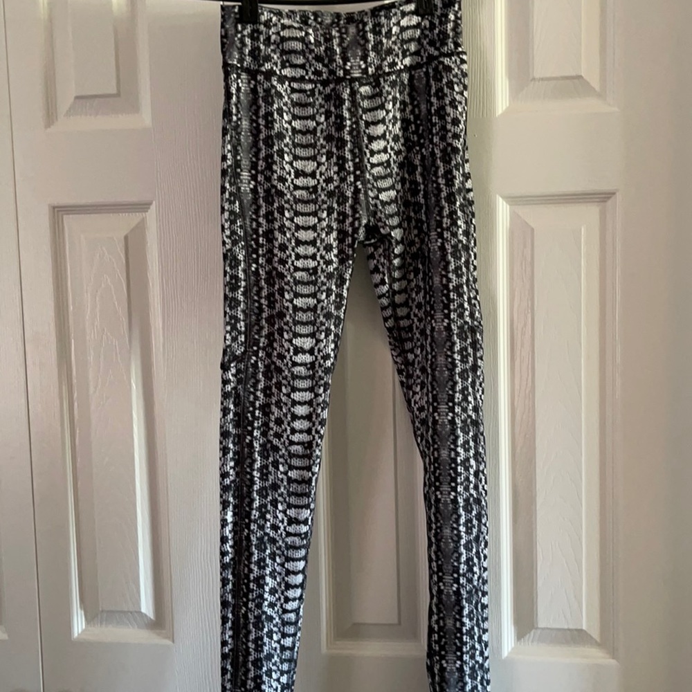 Under Armour Leggings Size S🥰🥰